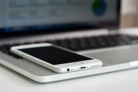 手機(jī)版網(wǎng)頁(yè)成為主流，網(wǎng)頁(yè)設(shè)計(jì)應(yīng)該如何做？我適合電腦版網(wǎng)站還是手機(jī)版網(wǎng)站？